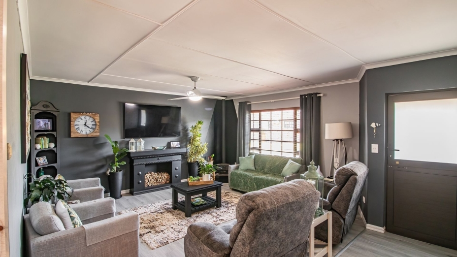 2 Bedroom Property for Sale in Gonubie North Eastern Cape